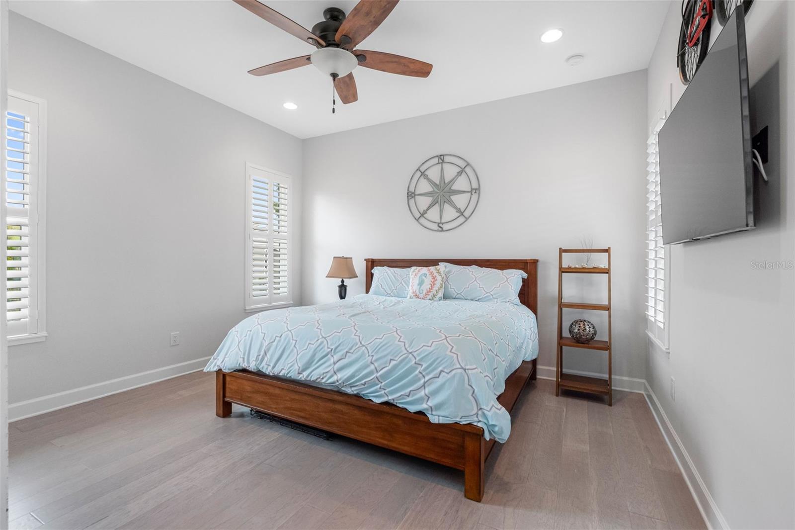 Image 52 of 98 For 124 Forest Hills Drive