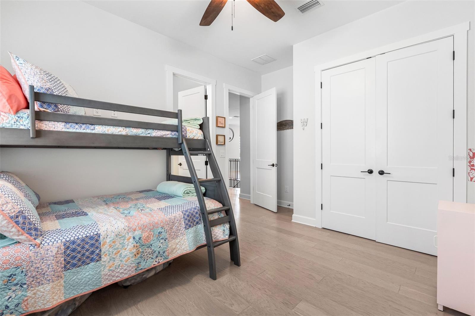 Image 55 of 98 For 124 Forest Hills Drive