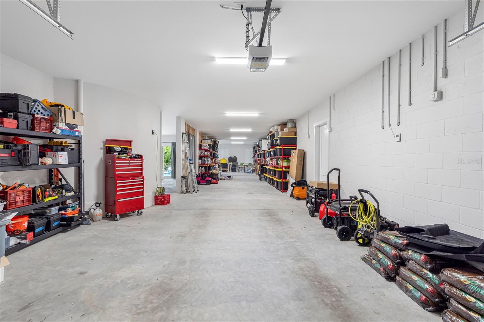 Image 61 of 98 For 124 Forest Hills Drive