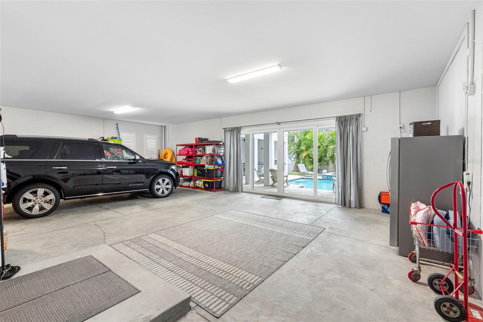 Image 62 of 98 For 124 Forest Hills Drive