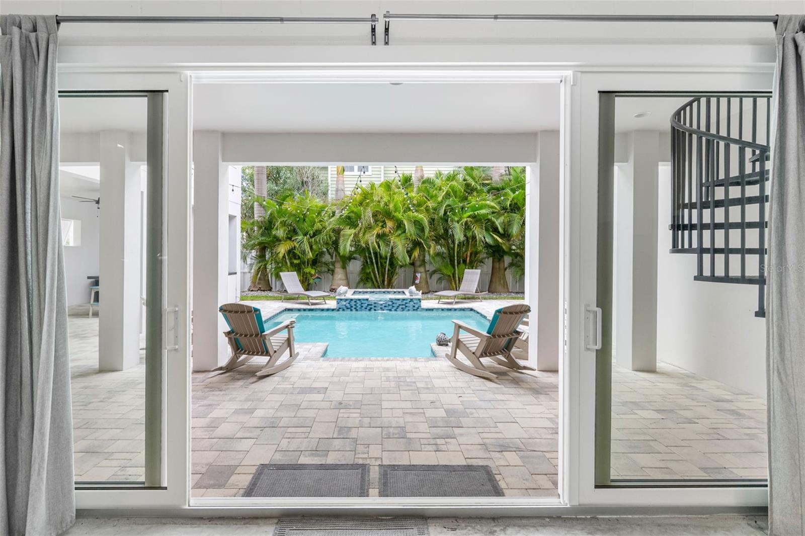 Image 69 of 98 For 124 Forest Hills Drive