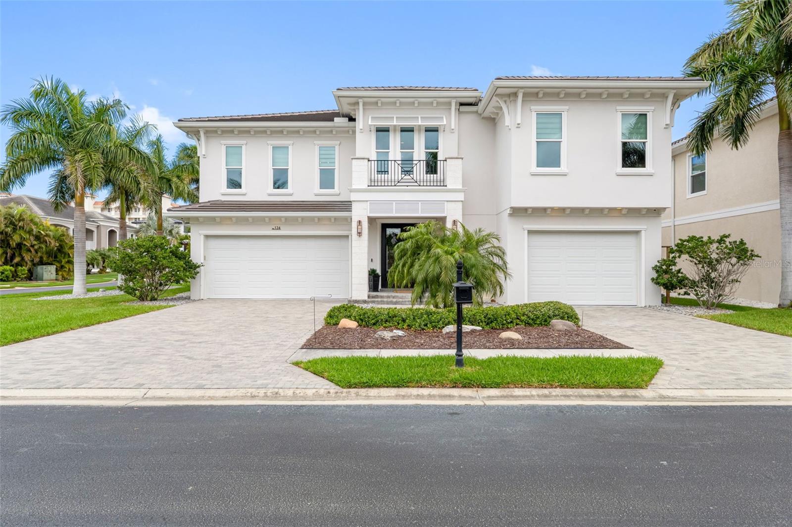 Image 76 of 98 For 124 Forest Hills Drive