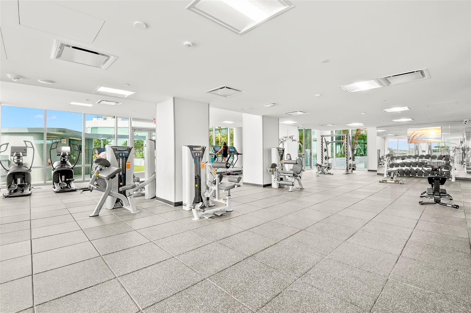 Image 44 of 65 For 400 Central Avenue 1109