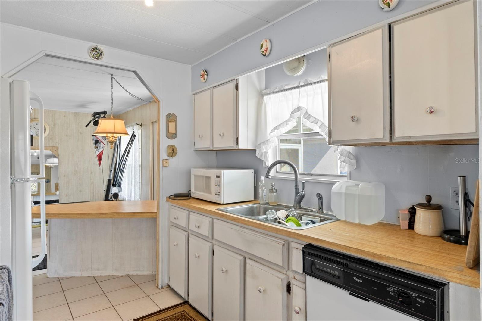 Image 17 of 33 For 12075 Walshwood Avenue