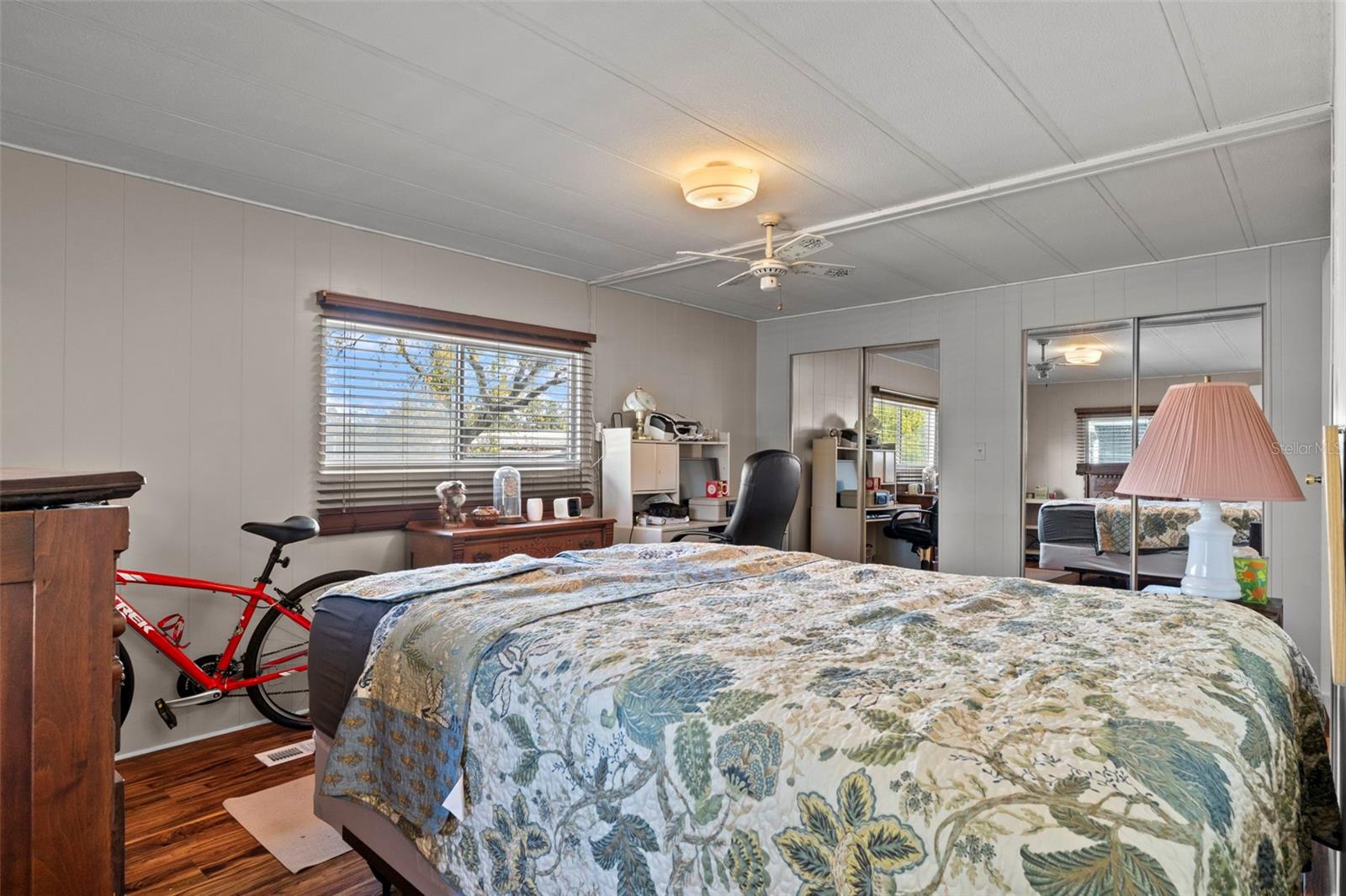 Image 26 of 33 For 12075 Walshwood Avenue