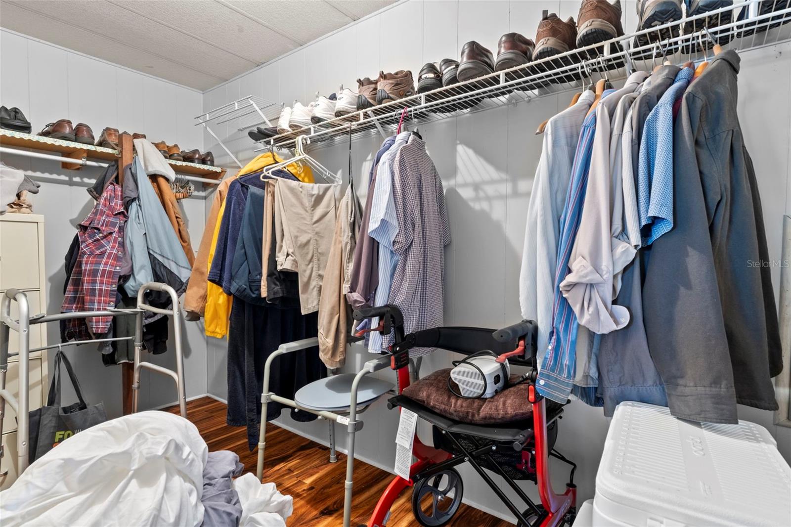 Image 29 of 33 For 12075 Walshwood Avenue