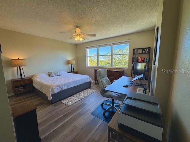 Image 17 of 45 For 6251 Shoreline Drive 2205