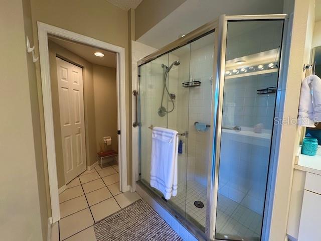 Image 22 of 45 For 6251 Shoreline Drive 2205