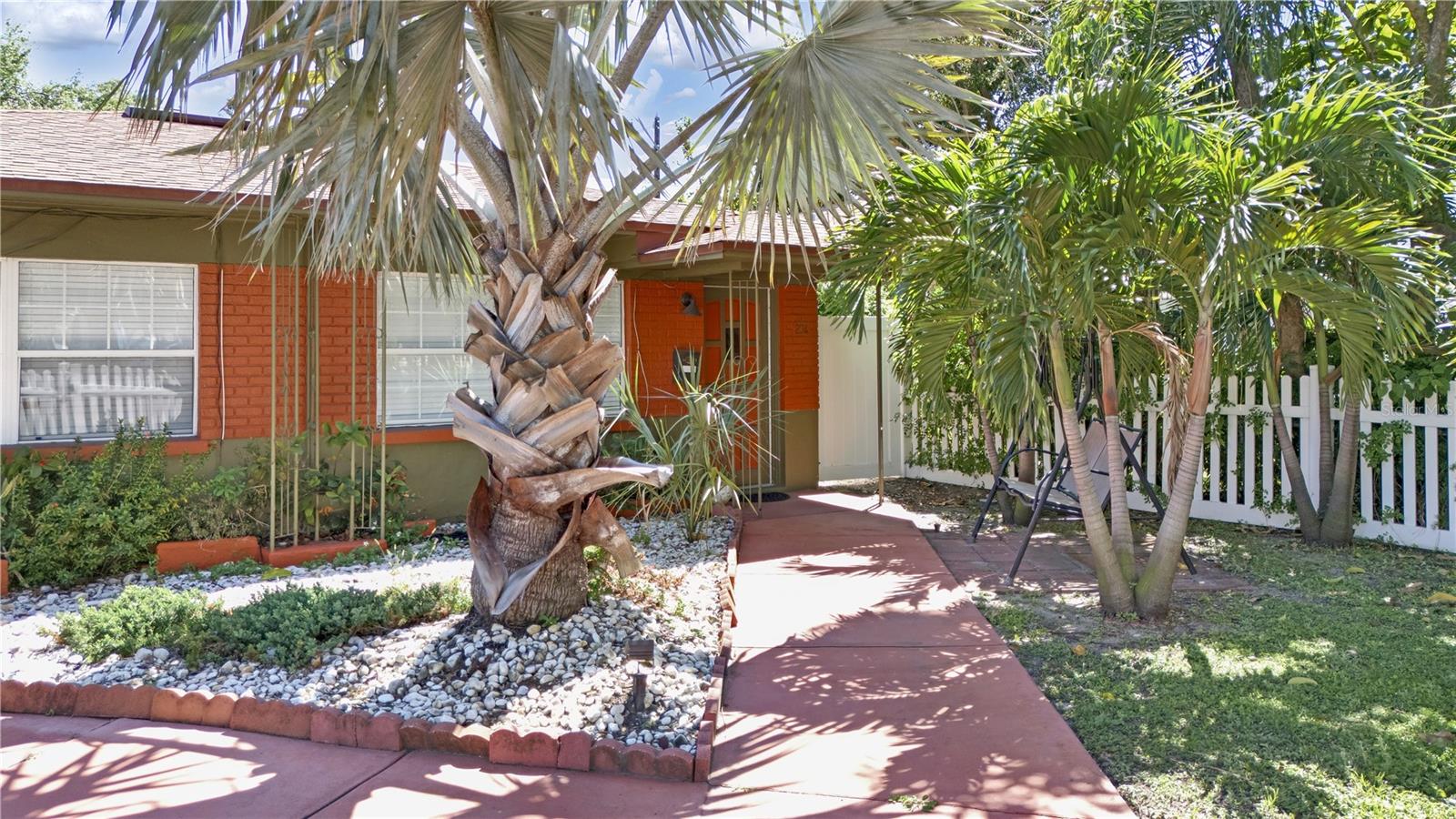 Image 2 of 23 For 2016 2nd Avenue N