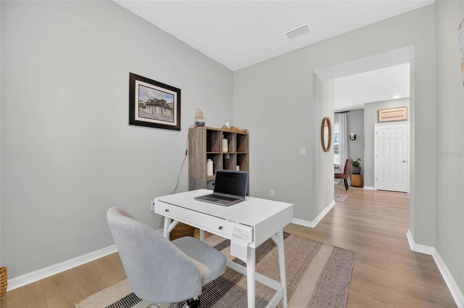 Image 23 of 50 For 6066 Golden Nettle Drive