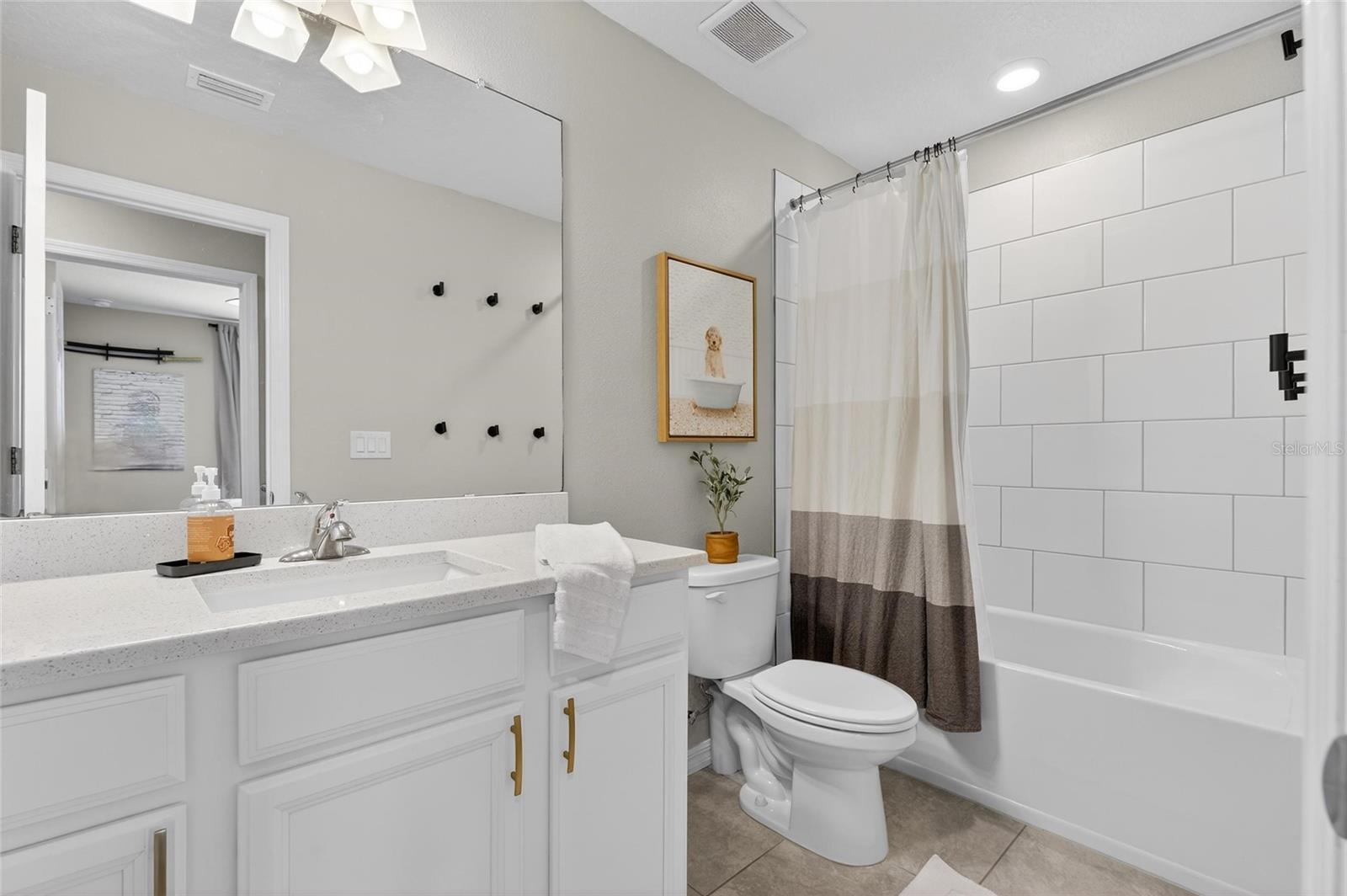 Image 41 of 50 For 6066 Golden Nettle Drive