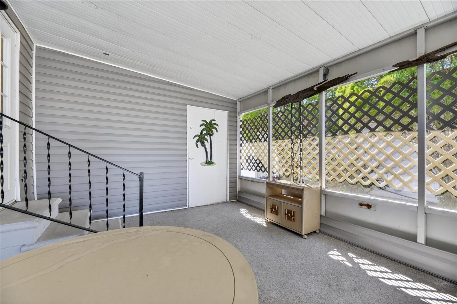 Image 40 of 53 For 37036 8th Avenue