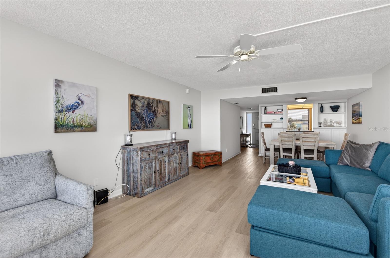 Image 15 of 39 For 300 Woodette Drive 404b