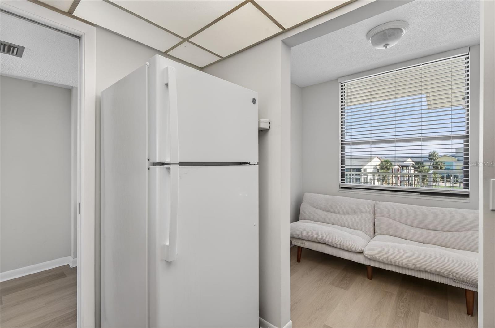 Image 21 of 39 For 300 Woodette Drive 404b