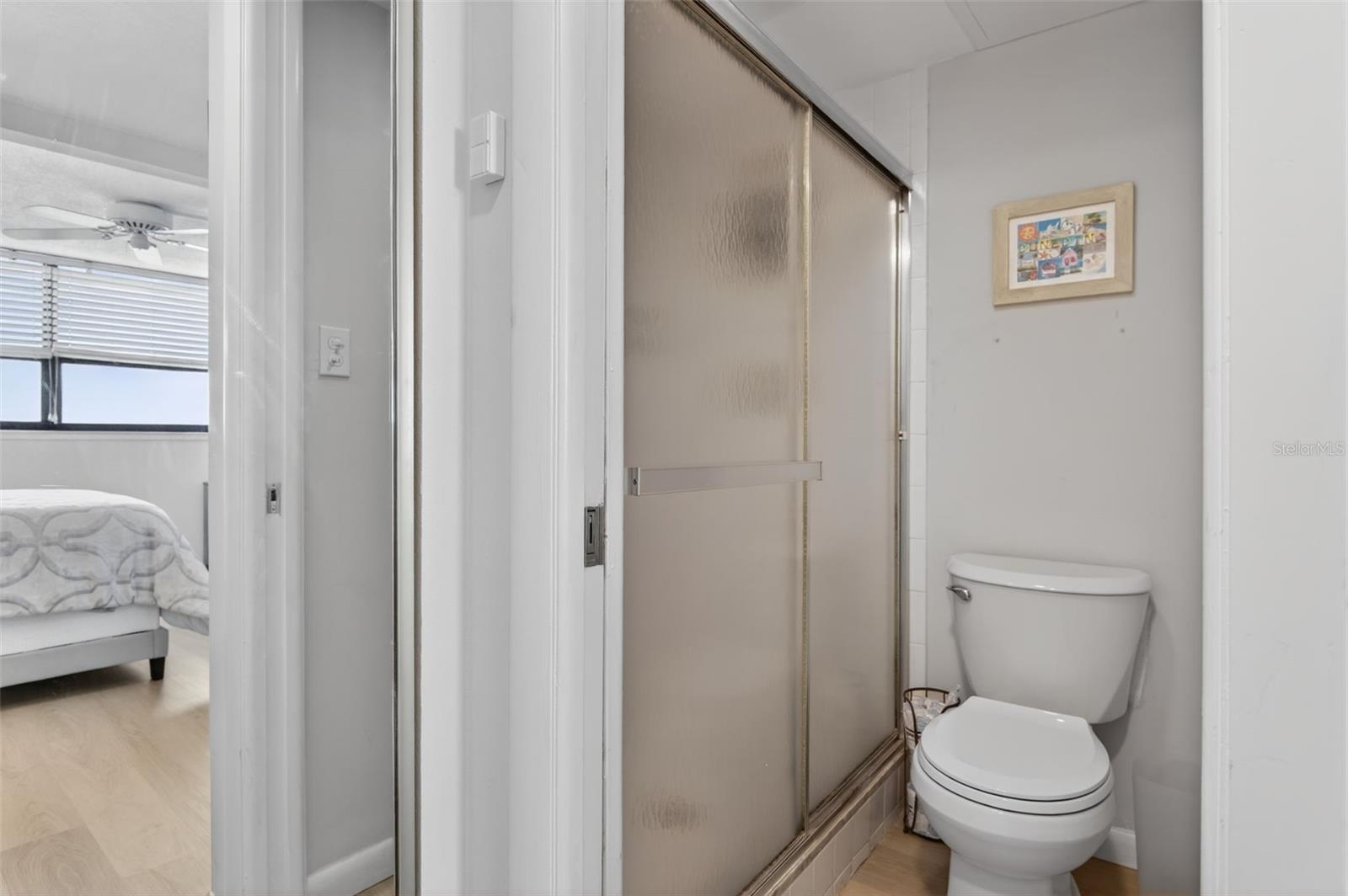 Image 28 of 39 For 300 Woodette Drive 404b