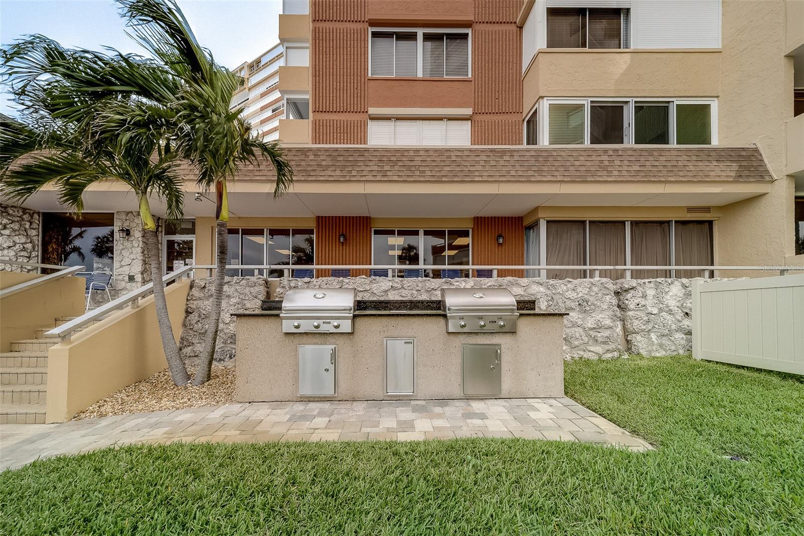 Image 33 of 46 For 17920 Gulf Boulevard 1408
