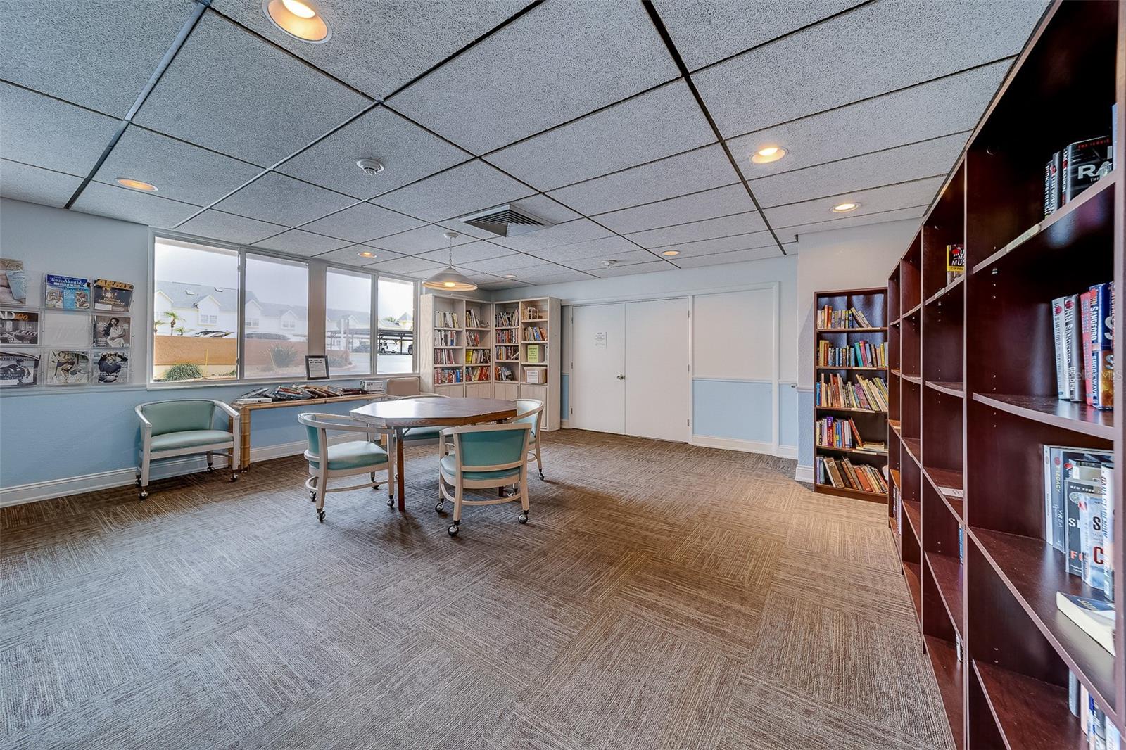 Image 39 of 46 For 17920 Gulf Boulevard 1408