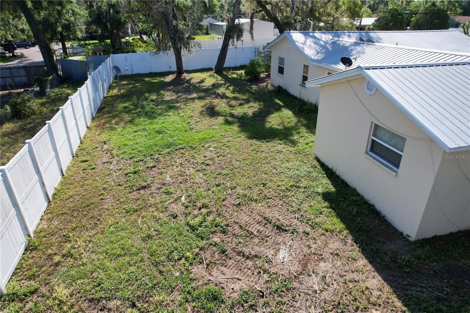 Image 21 of 29 For 914 Homewood Drive