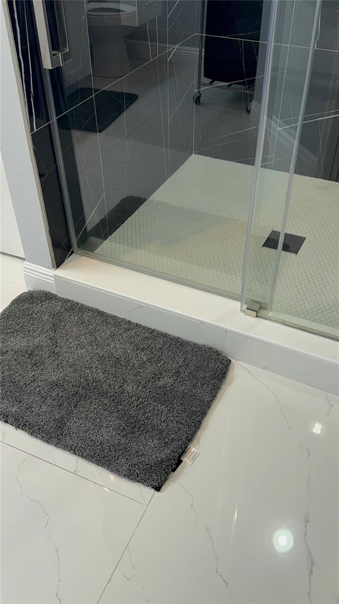 Listing photo id 19 for 14410 Dabney Court