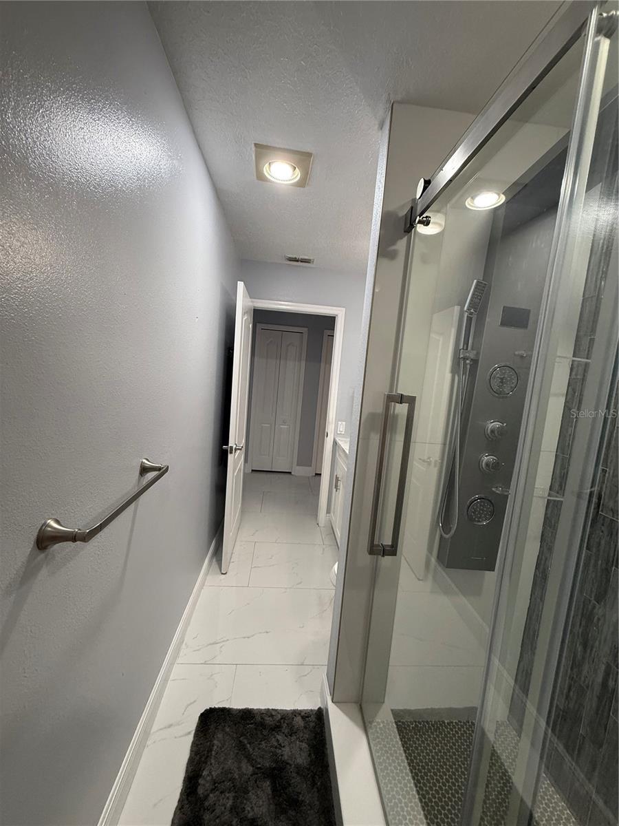 Listing photo id 20 for 14410 Dabney Court