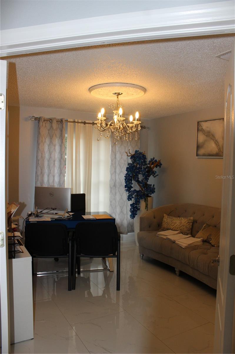 Listing photo id 23 for 14410 Dabney Court