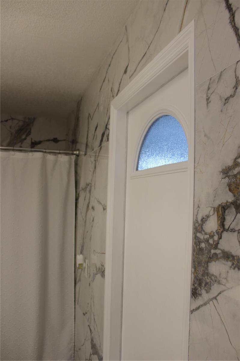 Listing photo id 42 for 14410 Dabney Court