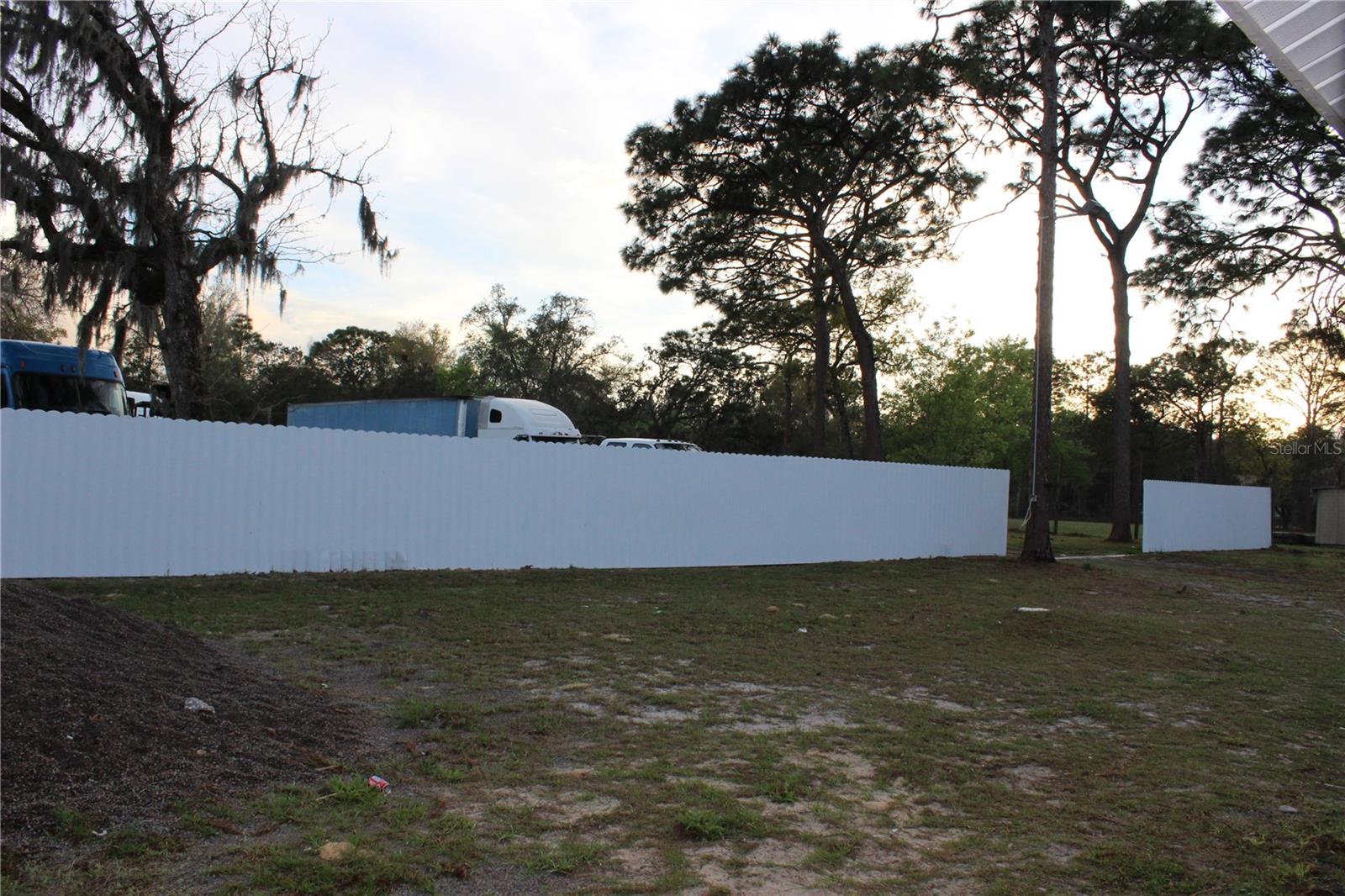 Listing photo id 66 for 14410 Dabney Court