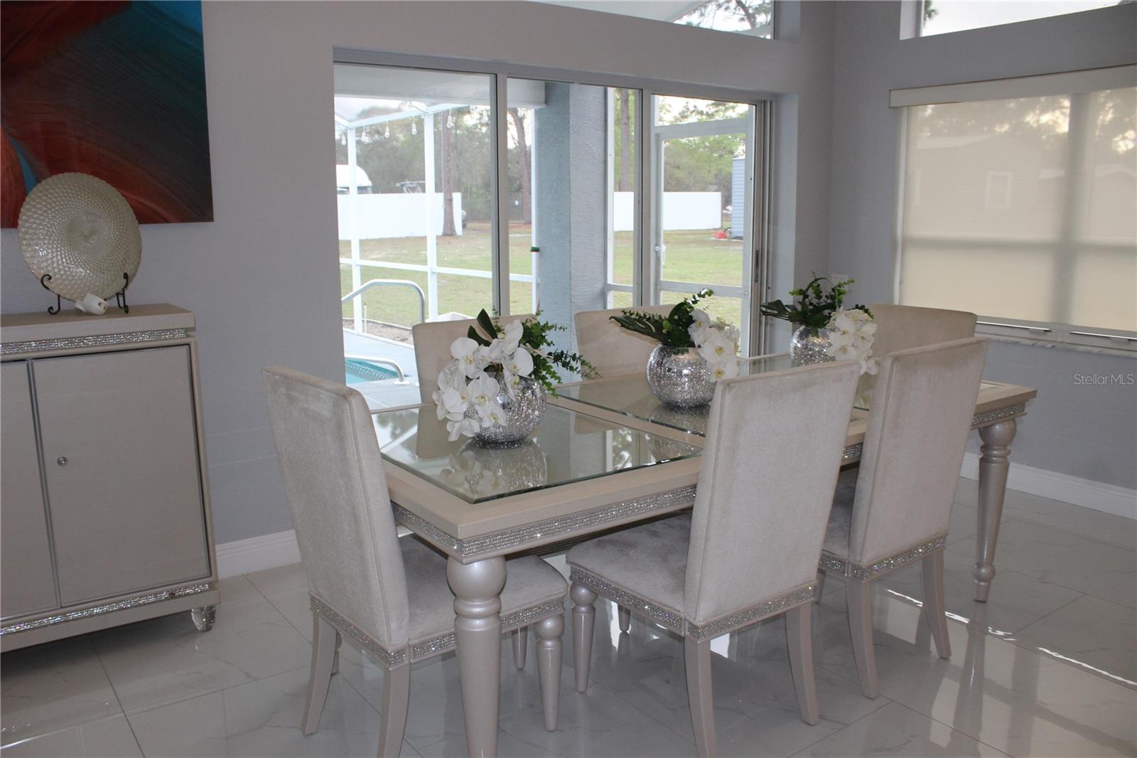 Listing photo id 5 for 14410 Dabney Court