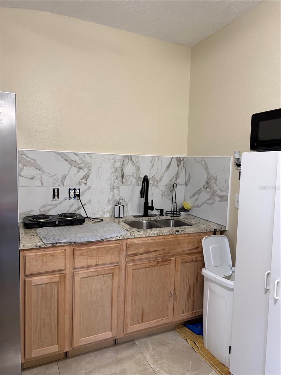 Listing photo id 71 for 14410 Dabney Court