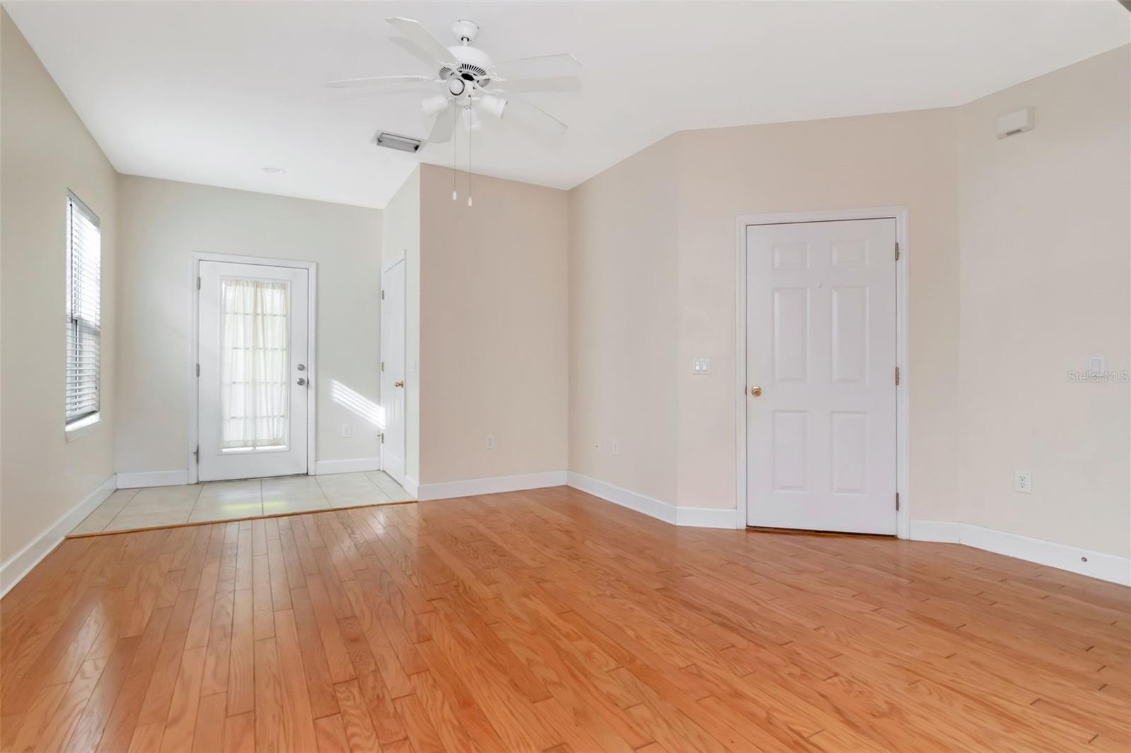 Image 7 of 22 For 3128 Santorini Court