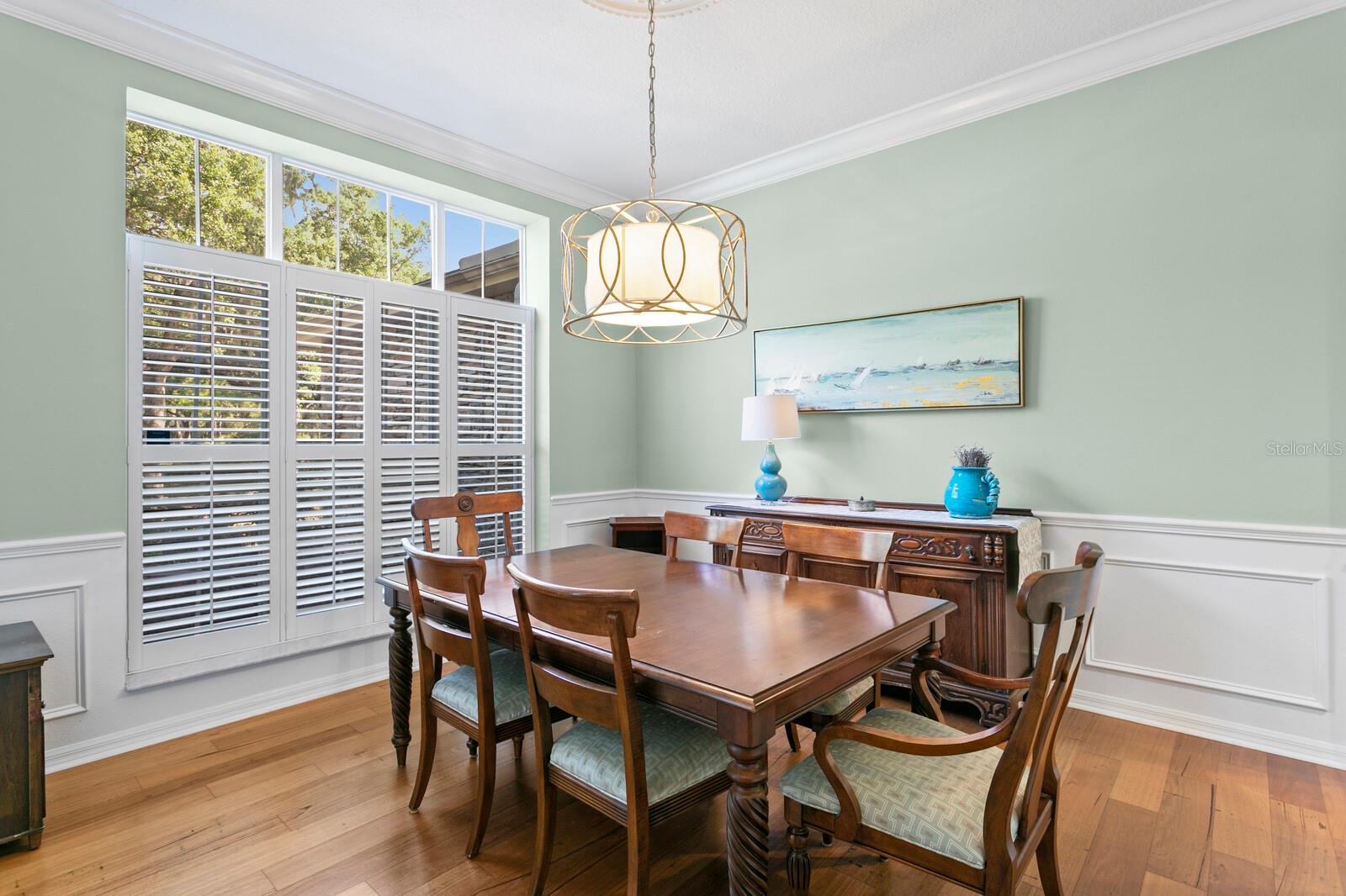 Image 10 of 73 For 18008 Pinnacle Court