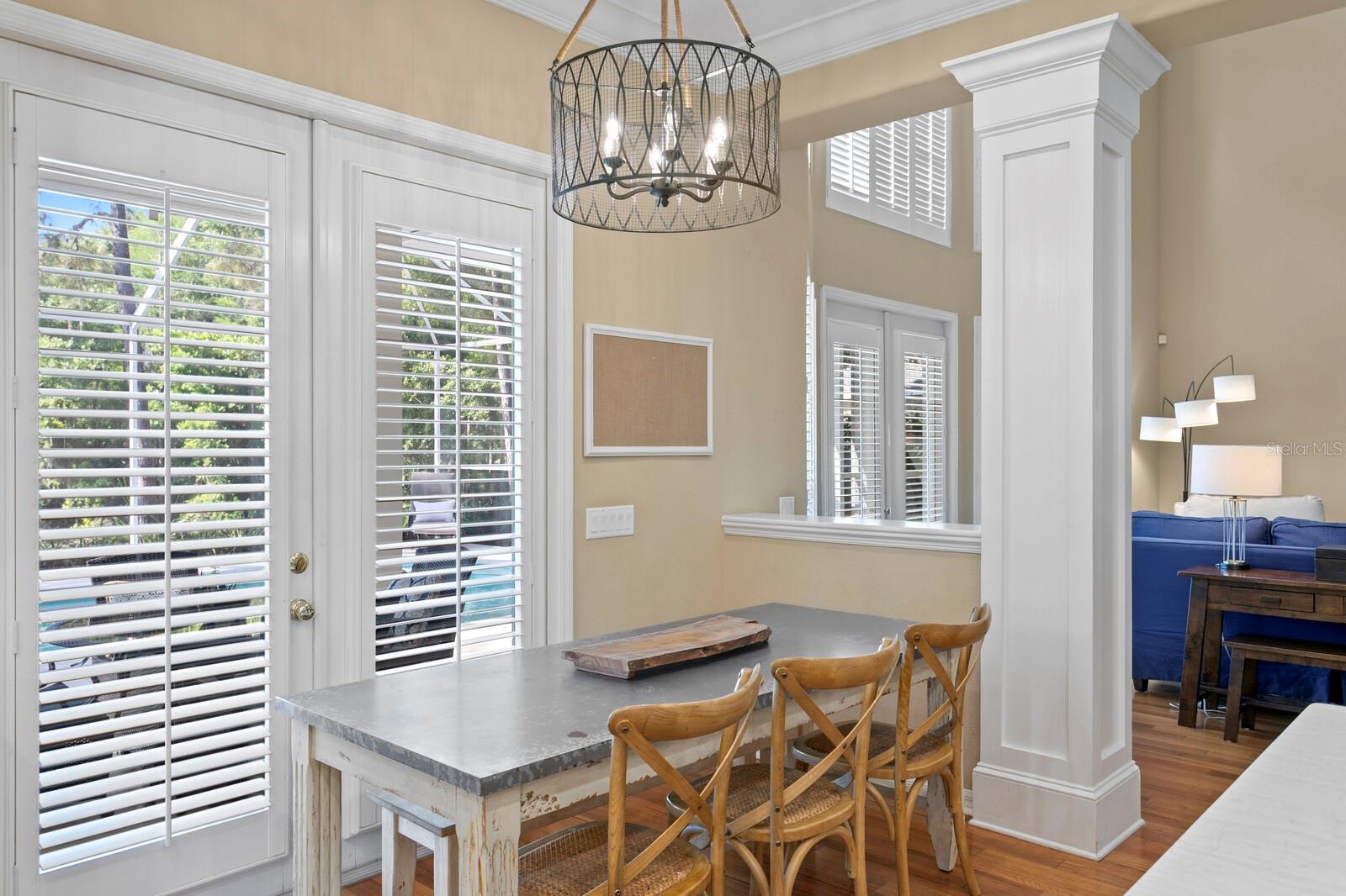 Image 25 of 73 For 18008 Pinnacle Court