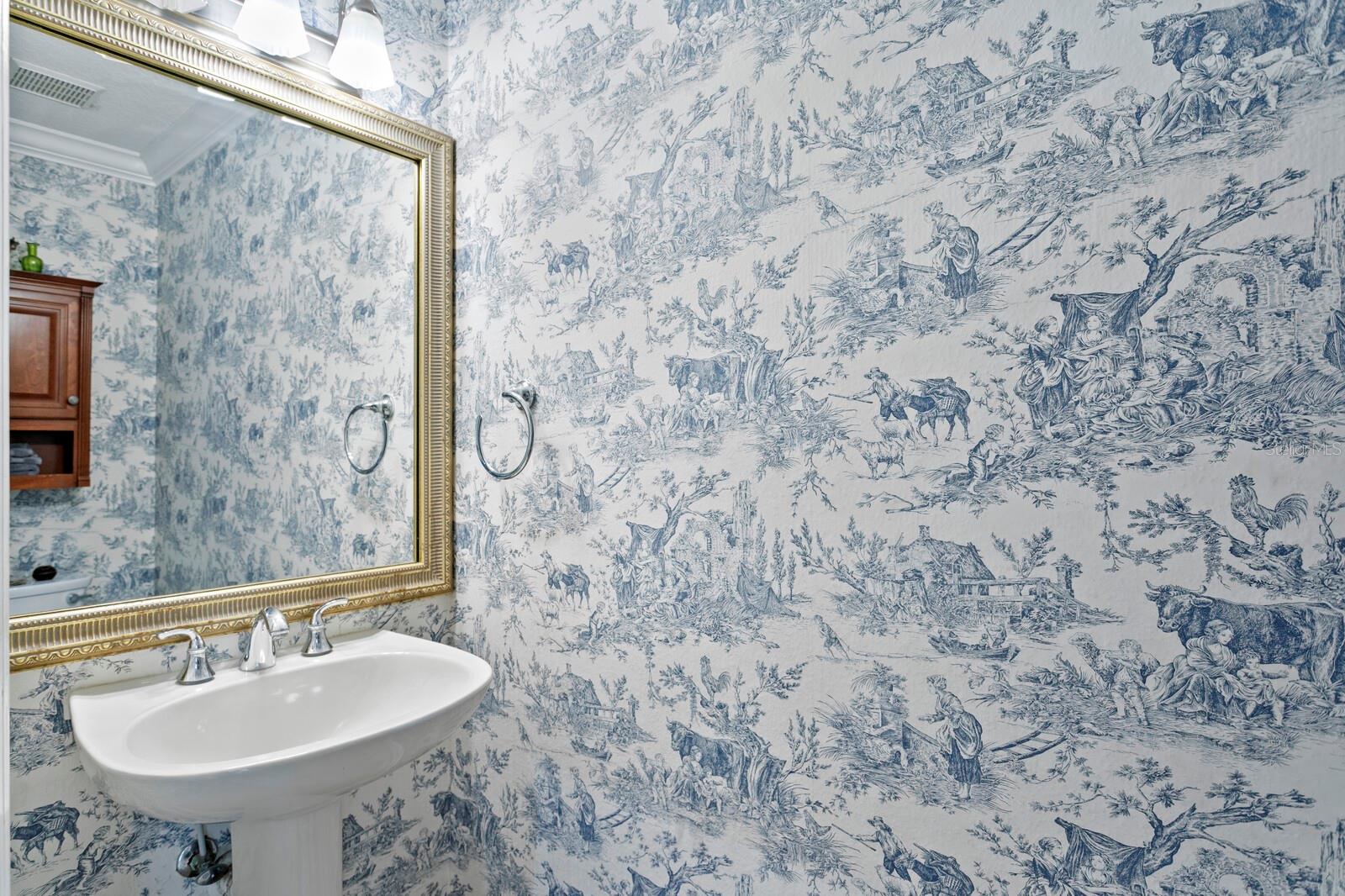 Image 46 of 73 For 18008 Pinnacle Court