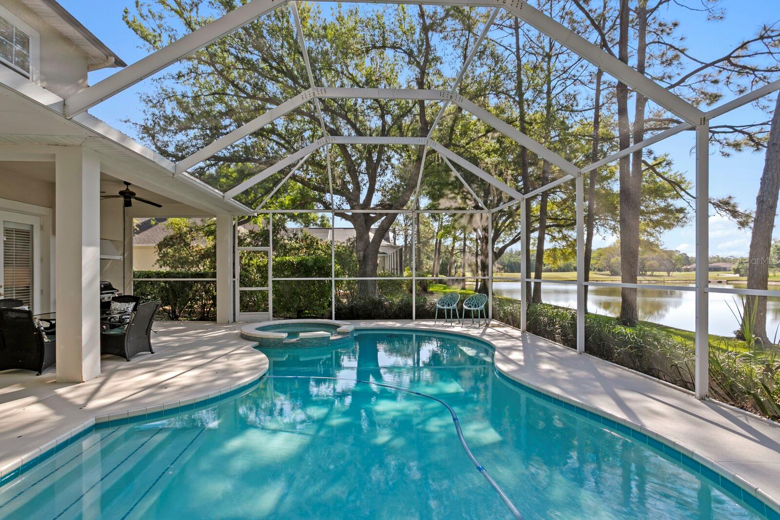 Image 52 of 73 For 18008 Pinnacle Court