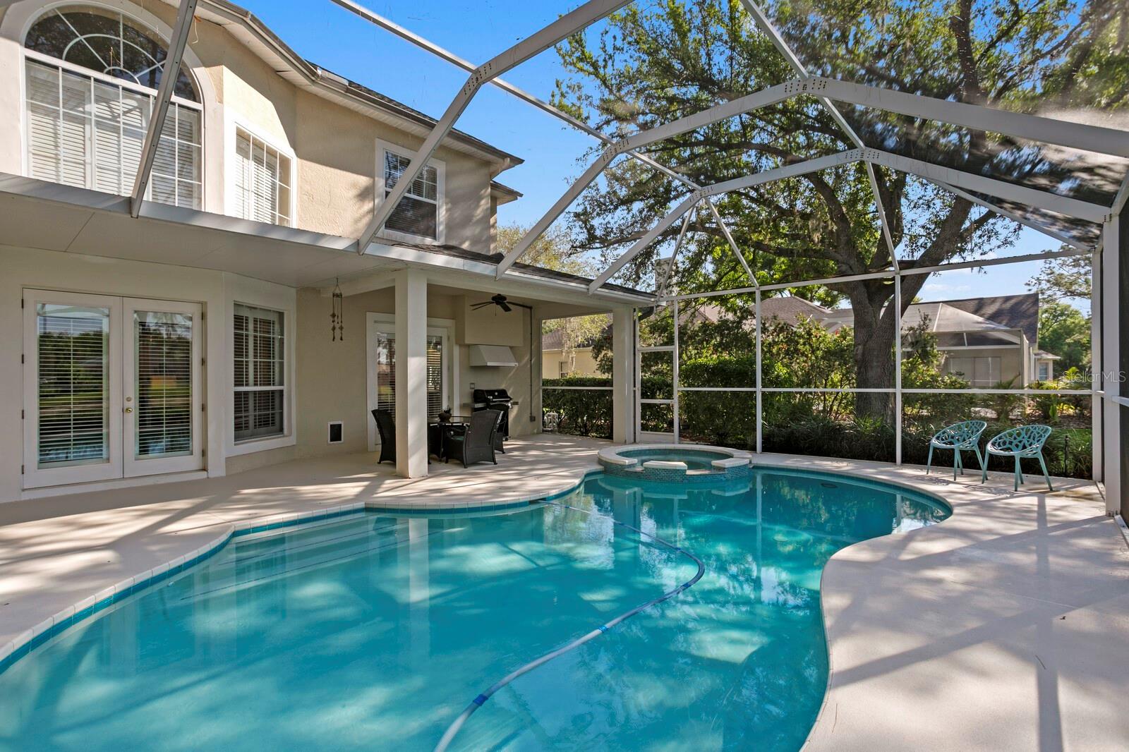 Image 53 of 73 For 18008 Pinnacle Court