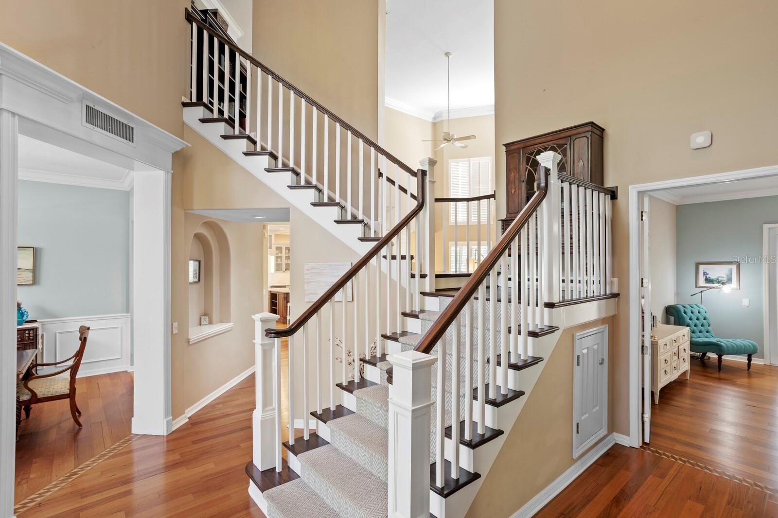 Image 6 of 73 For 18008 Pinnacle Court