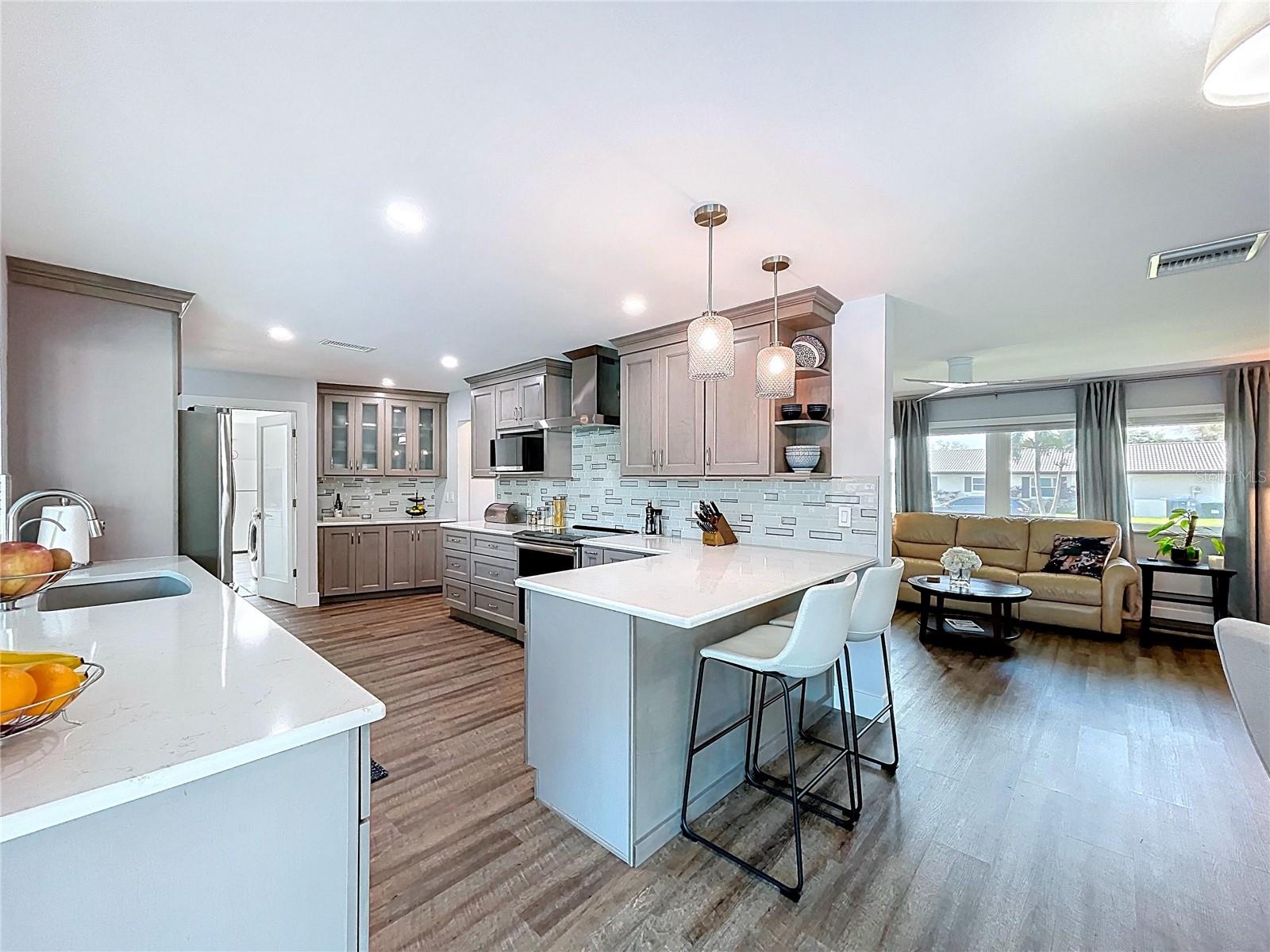 Image 12 of 70 For 13879 Kimberly Drive