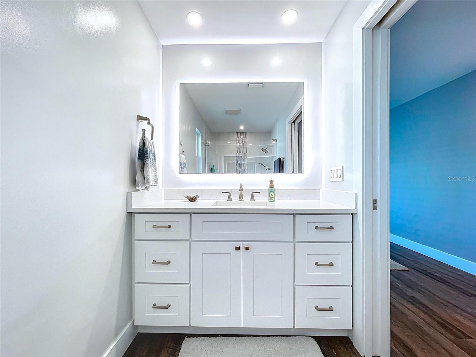 Image 30 of 70 For 13879 Kimberly Drive