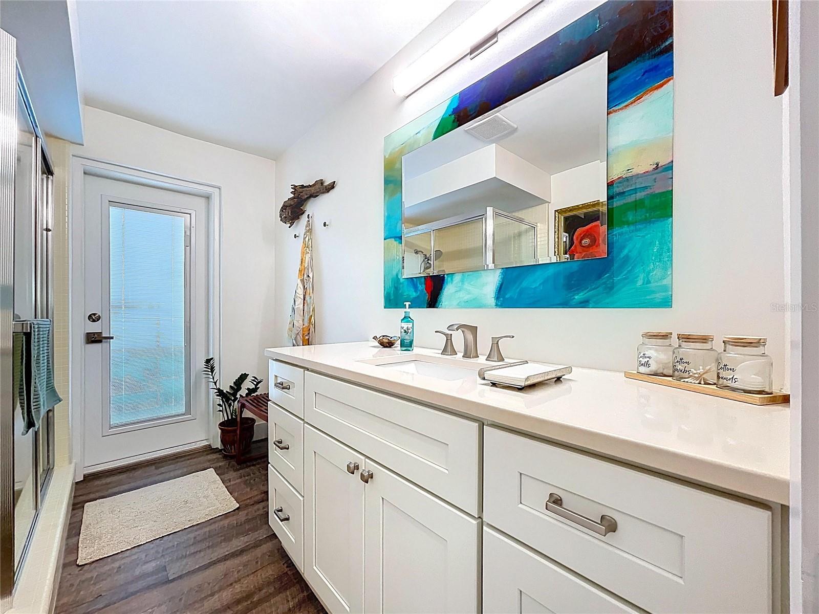 Image 39 of 70 For 13879 Kimberly Drive