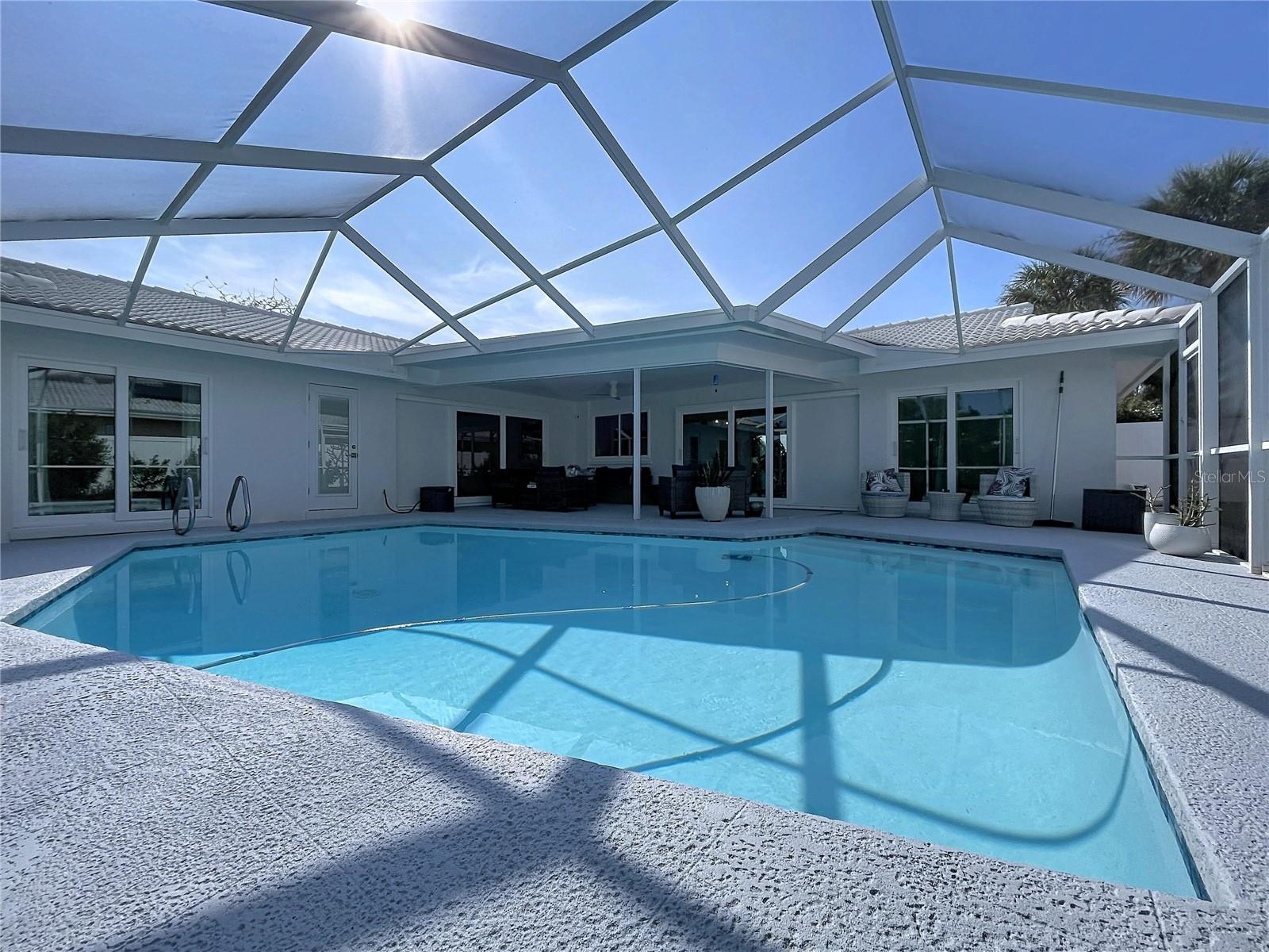 Image 51 of 70 For 13879 Kimberly Drive