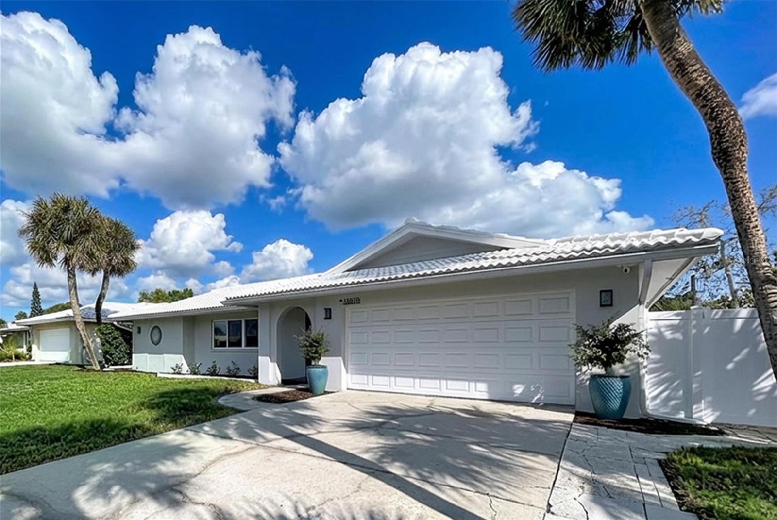 Image 61 of 70 For 13879 Kimberly Drive