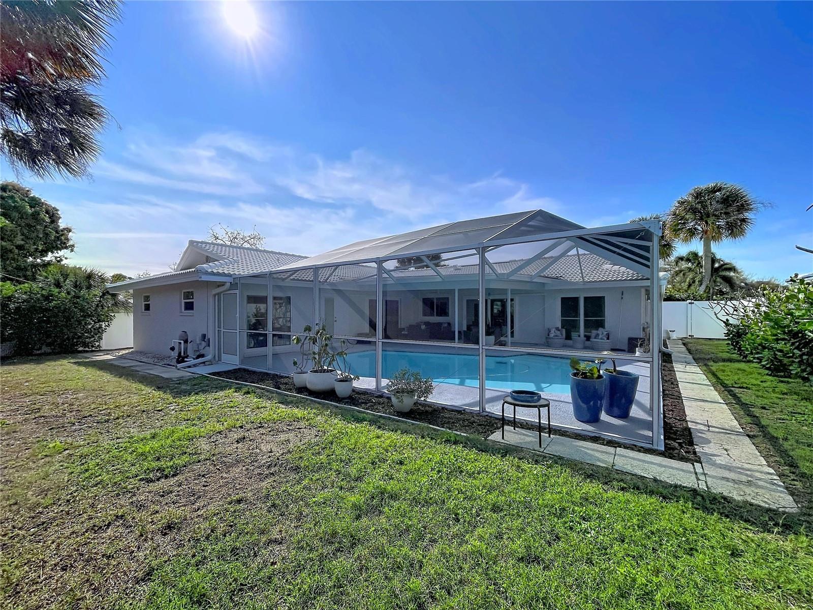 Image 65 of 70 For 13879 Kimberly Drive