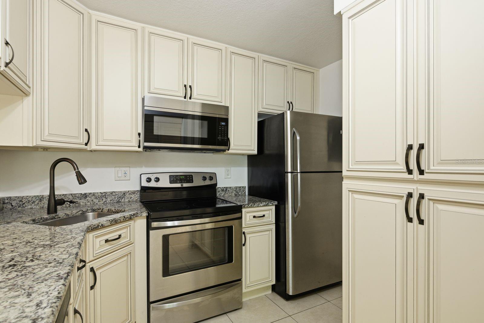 Image 11 of 38 For 3134 Lake Pine Way H1