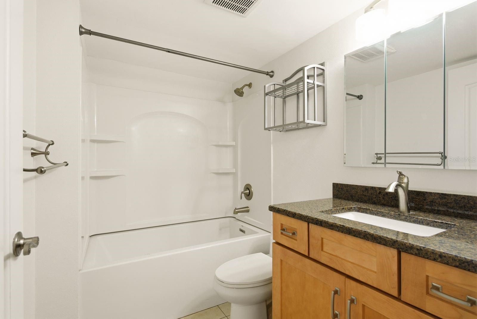 Image 15 of 38 For 3134 Lake Pine Way H1