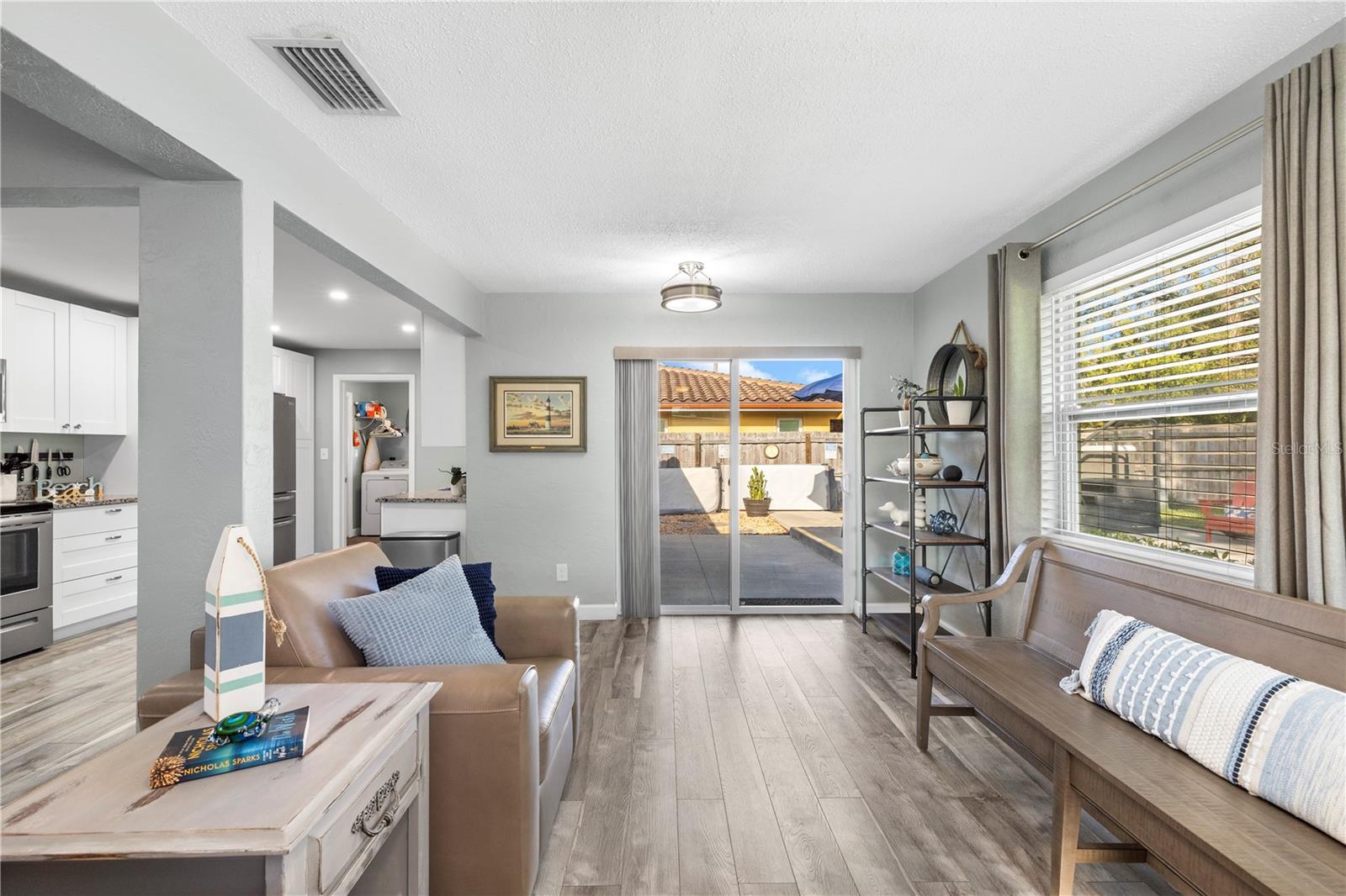 Image 12 of 60 For 11781 68th Avenue