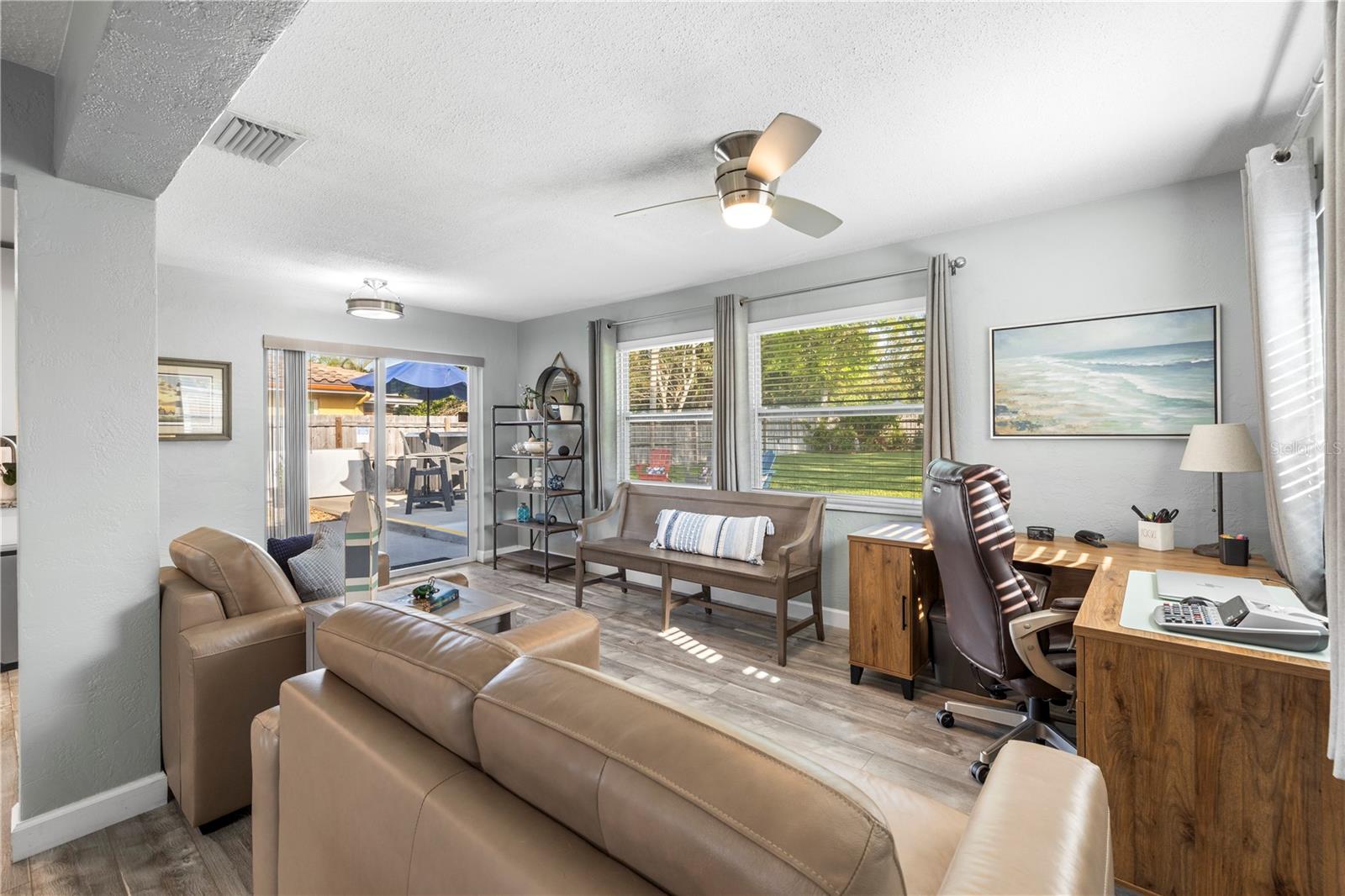 Image 13 of 60 For 11781 68th Avenue