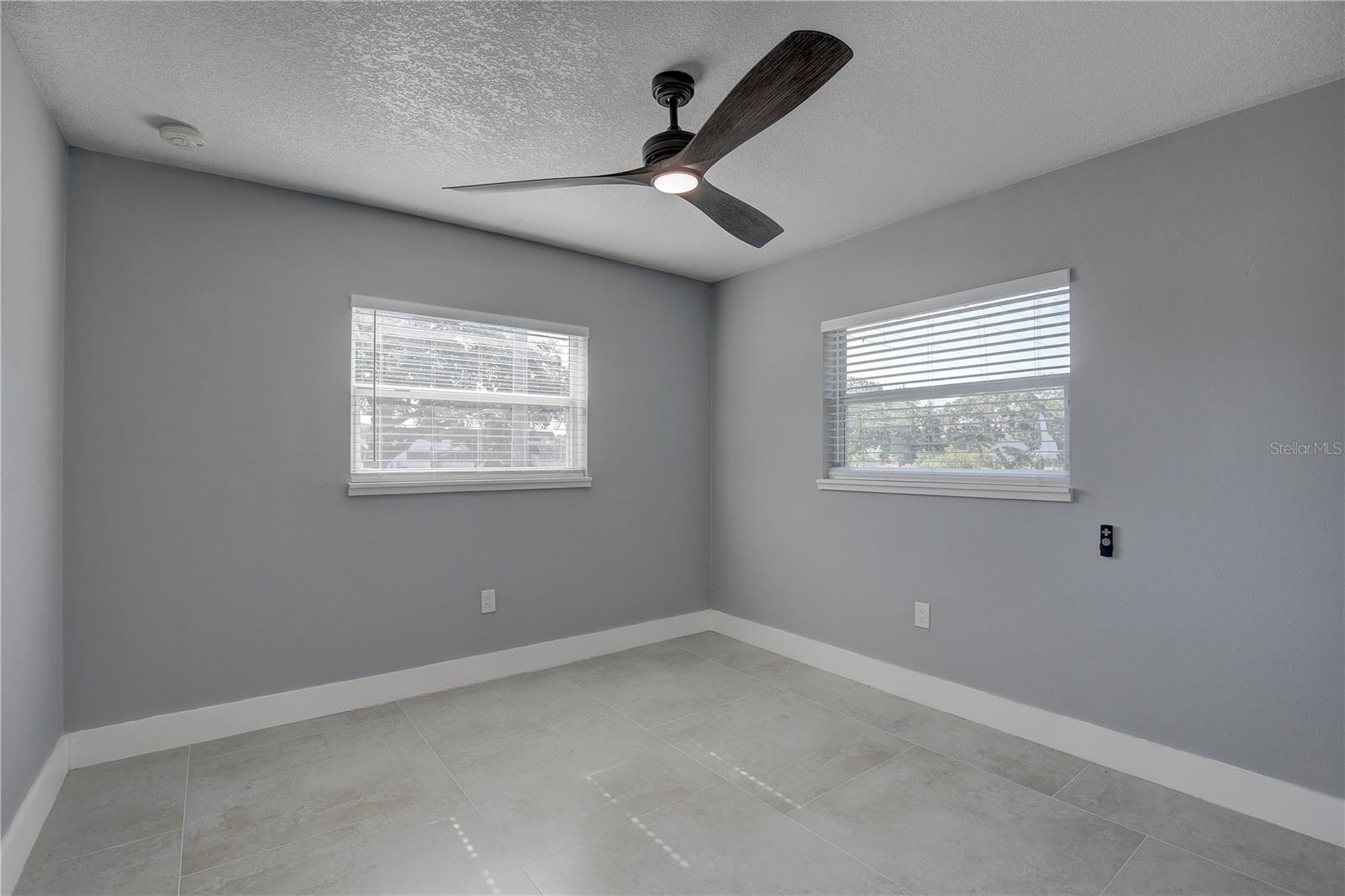 Image 18 of 31 For 912 Highland Avenue