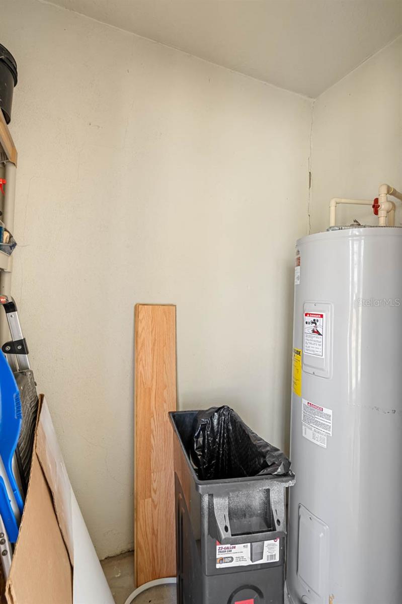 Image 12 of 57 For 2411 Lake Woodberry Circle