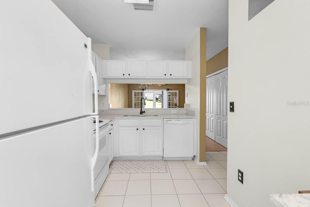 Image 15 of 57 For 2411 Lake Woodberry Circle