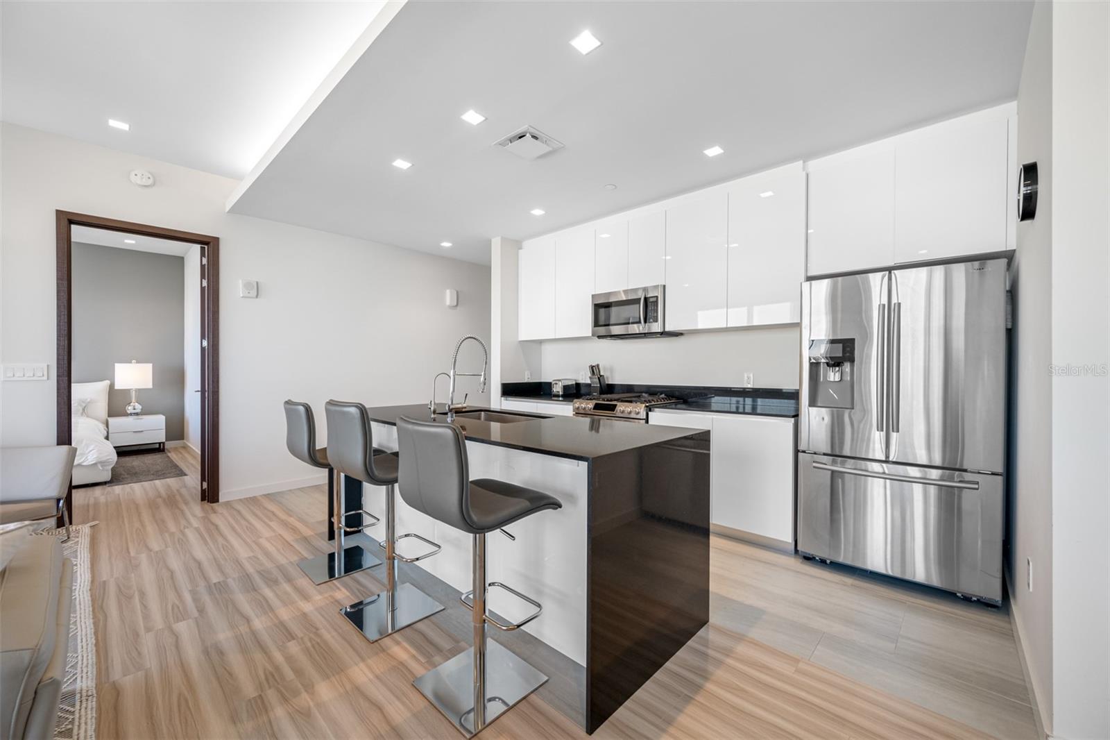 Image 11 of 49 For 5 Osceola Avenue 508